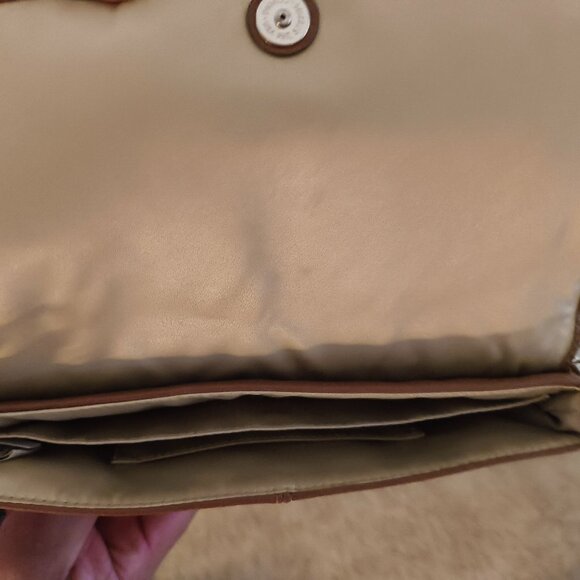 Coach New York - Picture 1 of 4